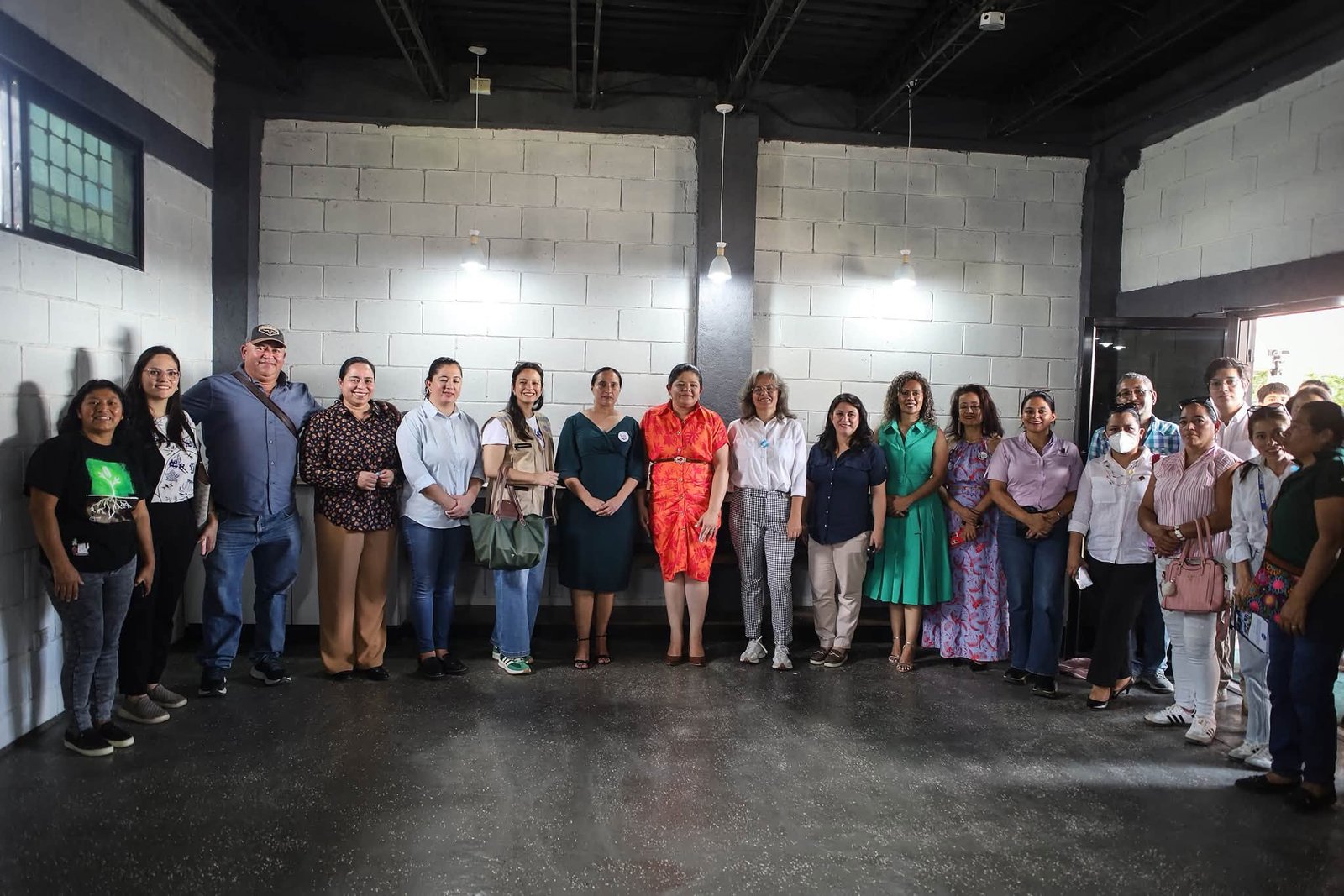 Mujeres caficultoras fortalecen sus conocimientos con la inauguración del primer laboratorio de café para mujeres